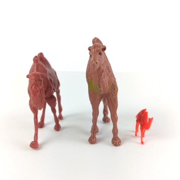 Mini Vintage Camels & Kangaroos Toys (6Pack) - Picture 3 of 10